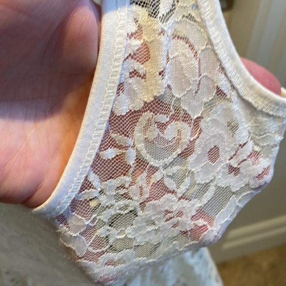 Aeropostale Sheer Lace Peplum Tank - Picture 5 of 6